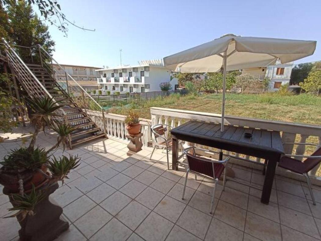 Laganas Beach Hotel Quarto foto